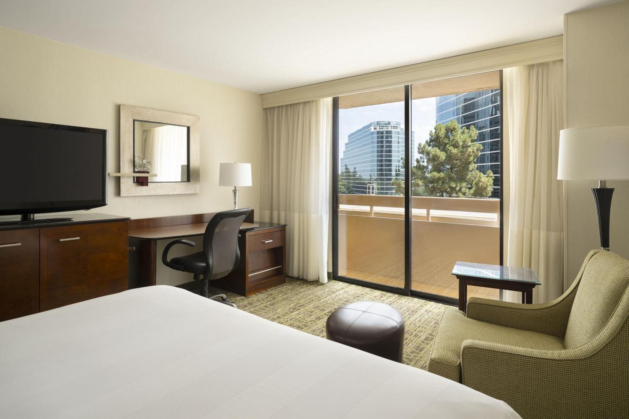 Marriott La Jolla 3*